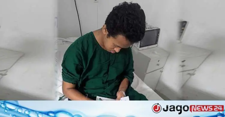 জবিতে ভিডিও করার অপরাধে শিক্ষার্থীর চোয়াল ভাঙল ছাত্রদল