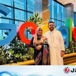 শাড়ি-পাঞ্জাবিতে গুগলের বৈশ্বিক মঞ্চে বাংলাদেশি দম্পতি