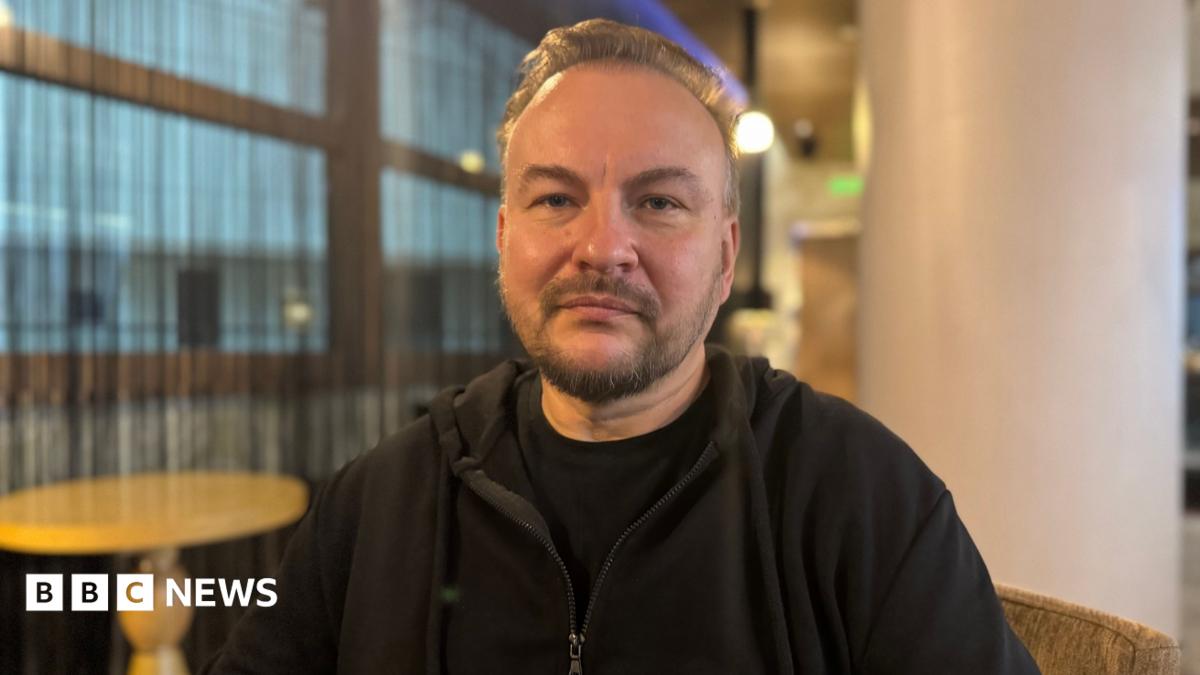 Ukrainians dying as a result of US proscribing intelligence sharing, Zelensky adviser tells BBC