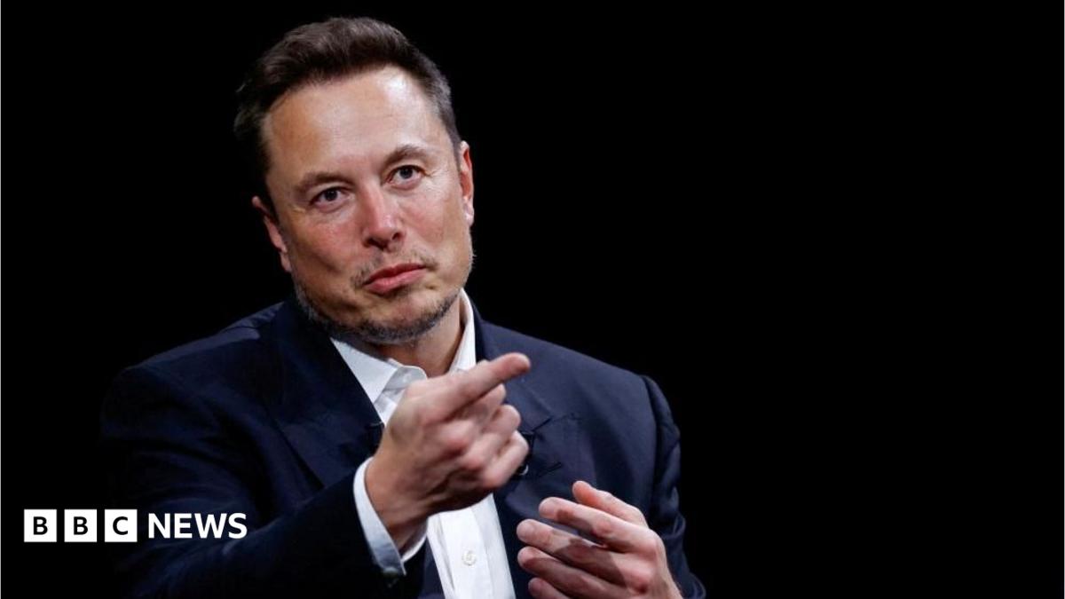 Starlink: Musk says US authorities could also be behind slowdown of Ukraine drone speeds
