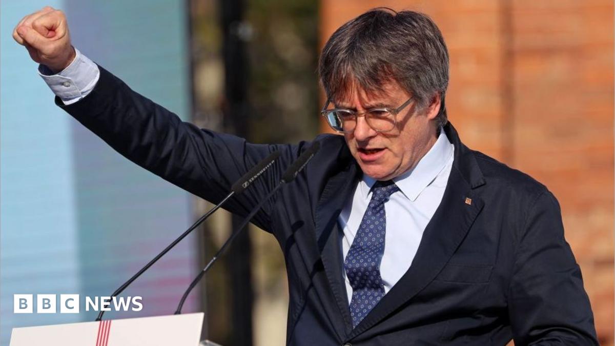 Catalonia’s former insurgent president can return to Spain, court docket guidelines