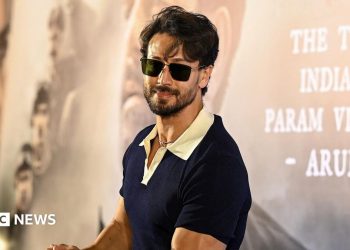Tiger Shroff: Assault on Indian actor brings Bollywood’s gangster previous again into focus