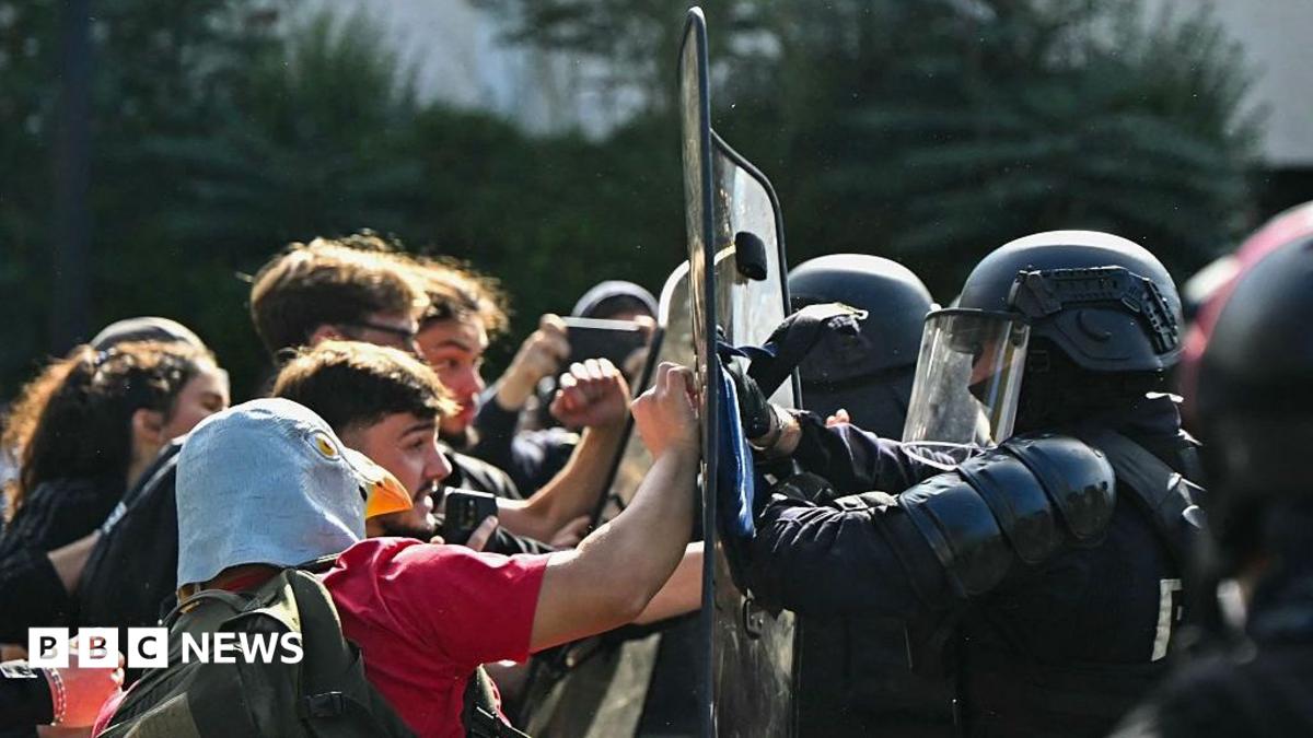 French college protests ship shivers down the federal government’s backbone