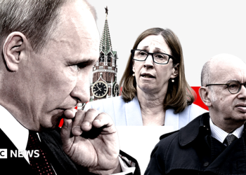 Surveillance and ‘fixed paranoia’: Western diplomats inform BBC of life in war-time Moscow