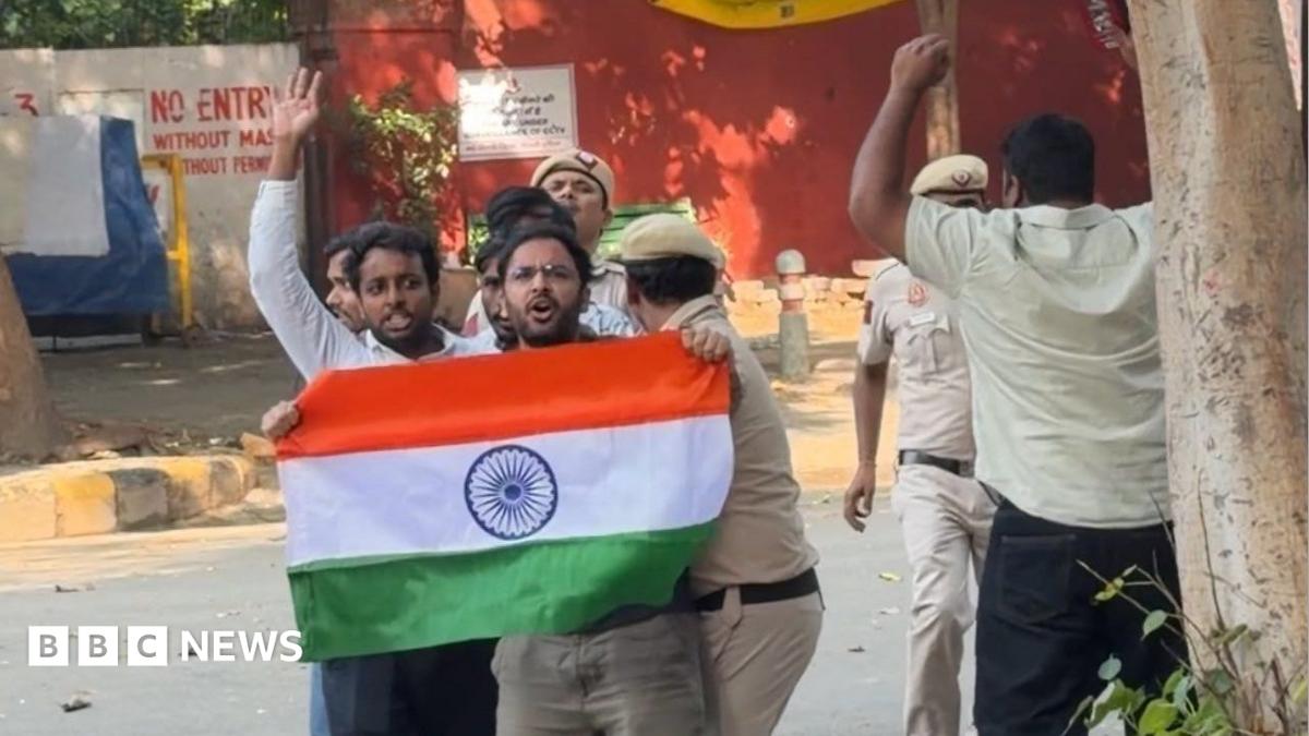 CJP: India ‘cockroach’ leaders detained after coming into barricaded protest website
